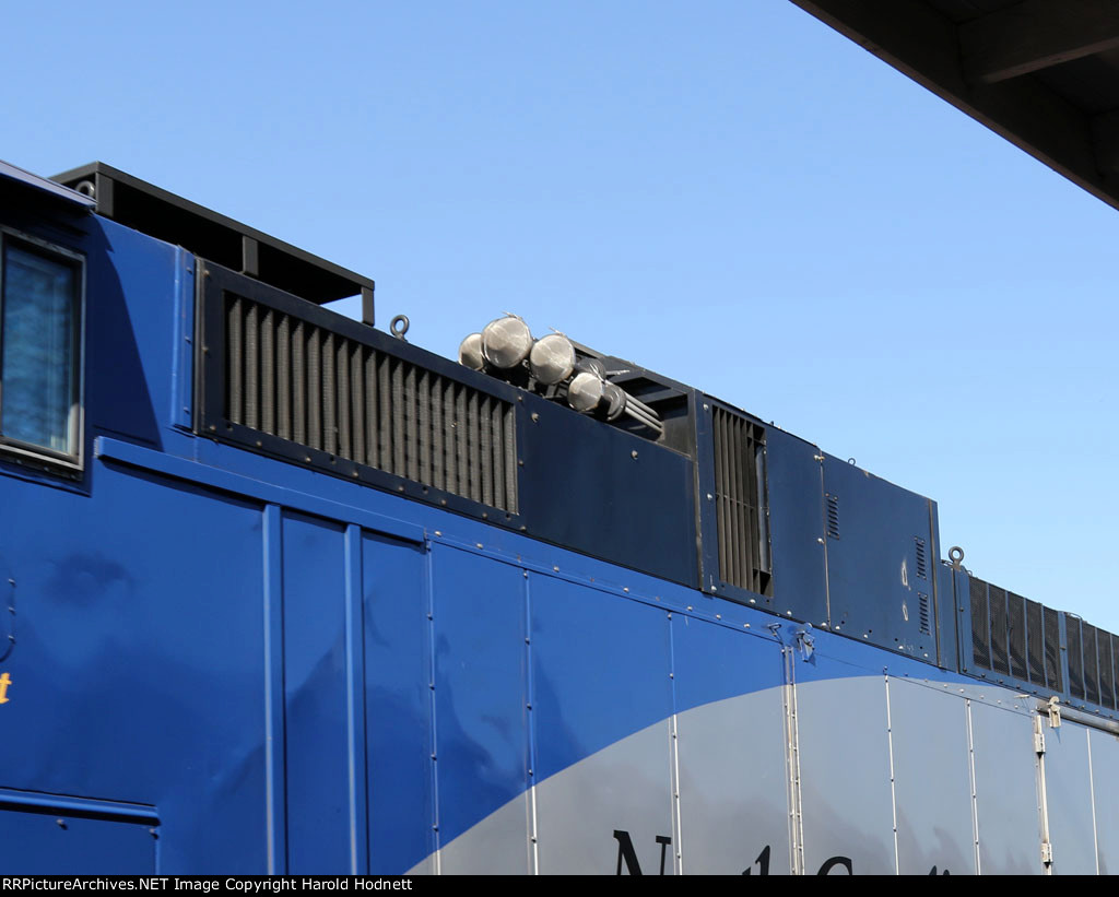 RNCX 1859 horn and exhaust detail